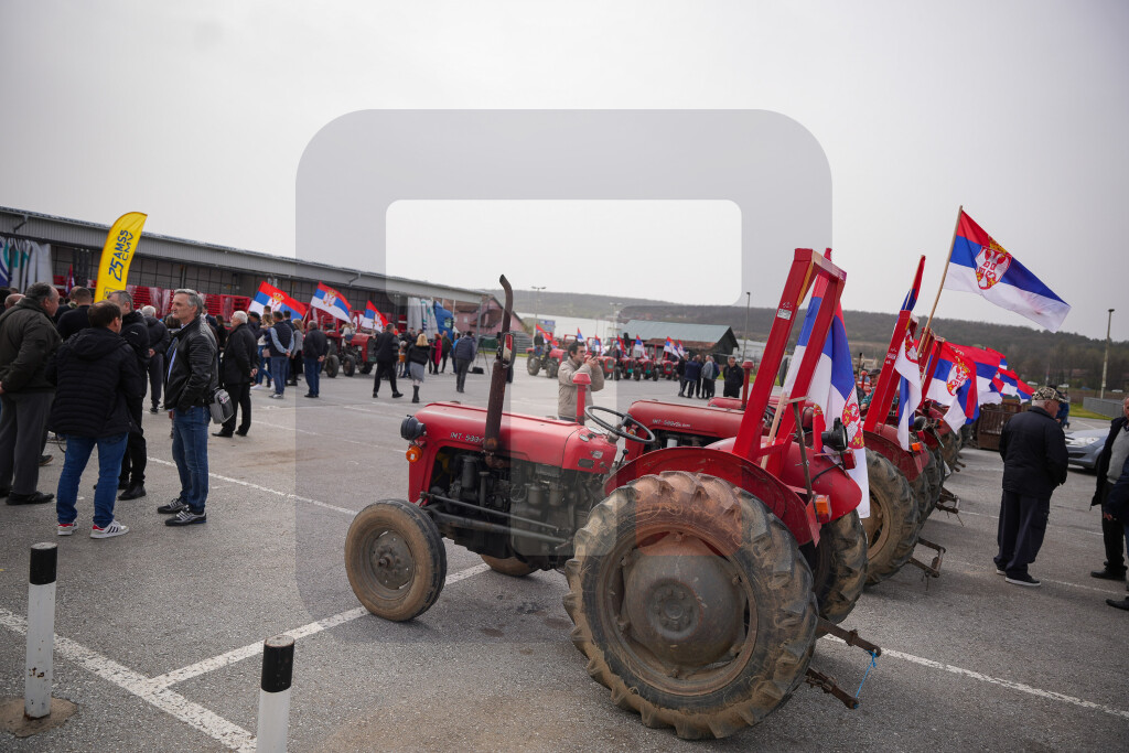 MUP apelovao na vlasnike traktora da se prijave na 3. konkurs za zaštitne ramove