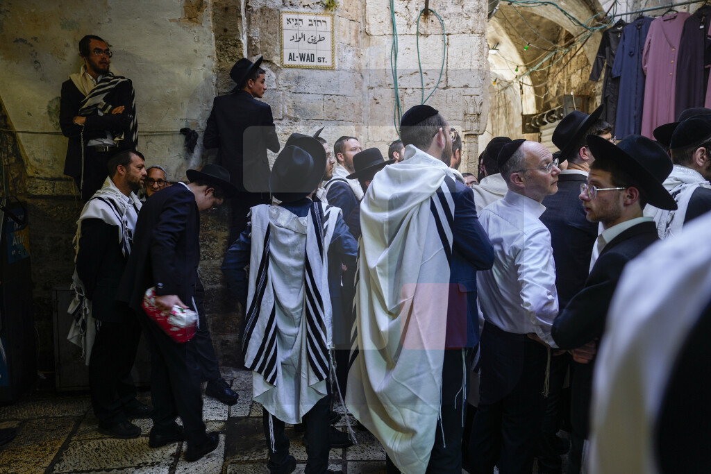 Al Džazira: Izraelski doseljenici upali u džamiju Al Aksa u Jerusalimu