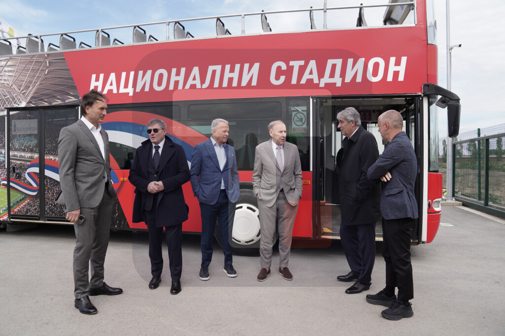 Vučić prisustvuje polaganju kamena temeljca za izgradnju Nacionalnog stadiona