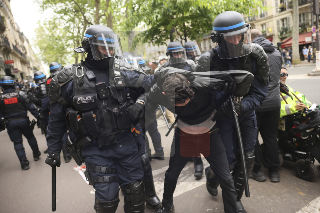 Sindikati: Više od 200.000 demonstranata širom Francuske, uhapšeno 45 osoba