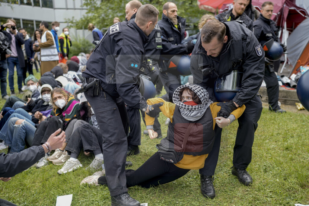 Policija u Berlinu prekinula propalestinske proteste na Slobodnom univerzitetu