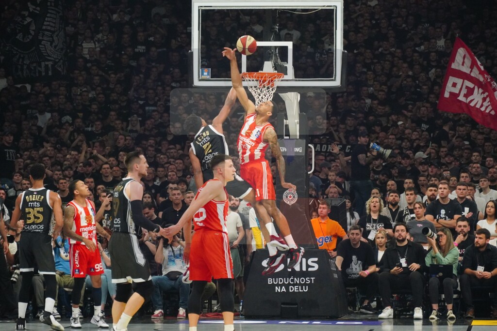 Košarkaši Partizana i Crvene zvezde igraju treći meč finala plej-ofa regionalne ABA lige