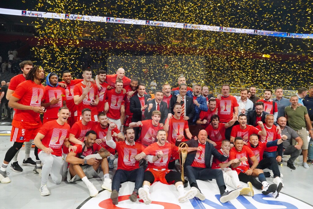 Košarkaši Crvene zvezde pobedili Partizan u Areni i sa 3:0 u finalu osvojili ABA ligu
