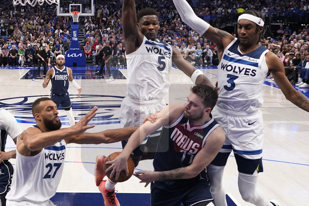 NBA: Košarkaši Minesote smanjili na 3:1 protiv Dalasa u finalu plej-ofa Zapada
