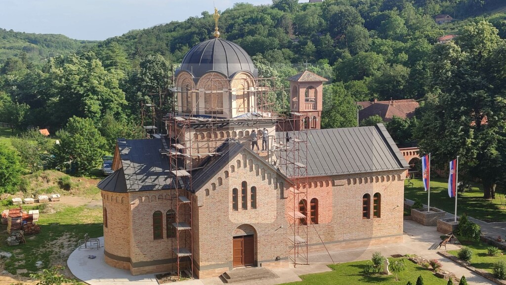 U toku obnova manastira Bešenovo na Fruškoj gori, biće izgrađen i glavni konak