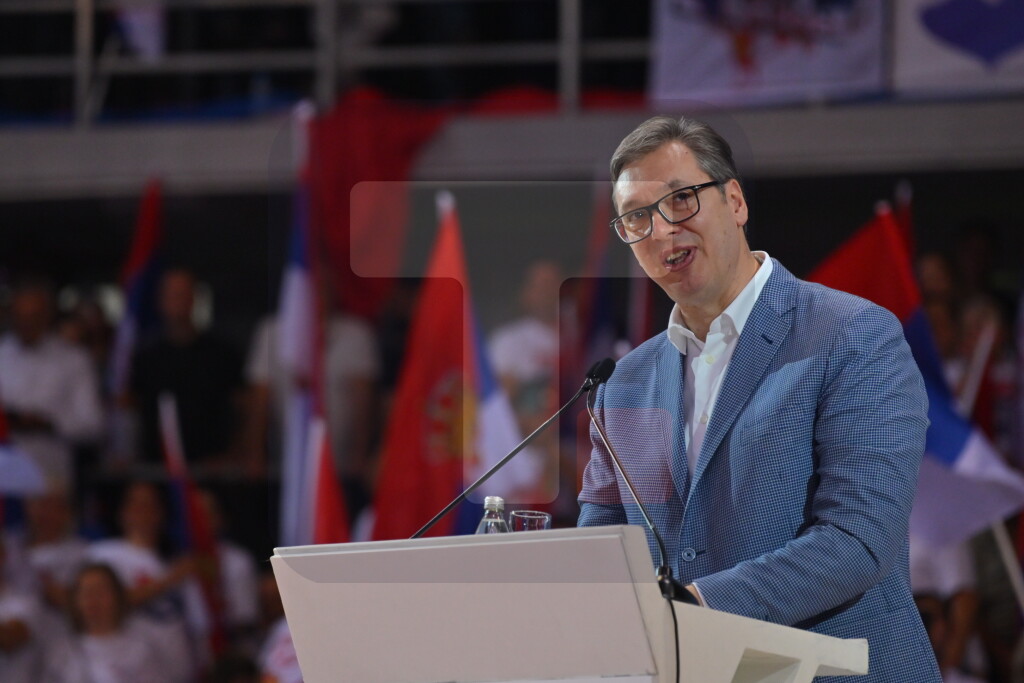 Vučić: Opozicija će se za dan ujediniti protiv napretka, glasajte za razvoj SRB