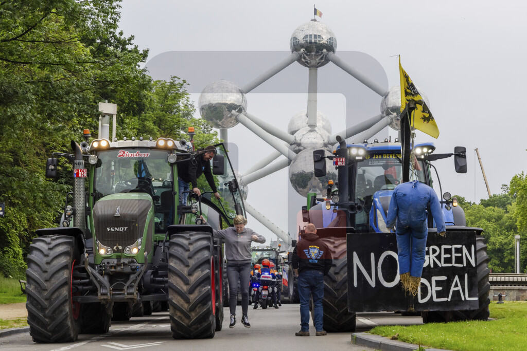 Protest farmera u Briselu protiv politike EU u oblasti poljoprivrede