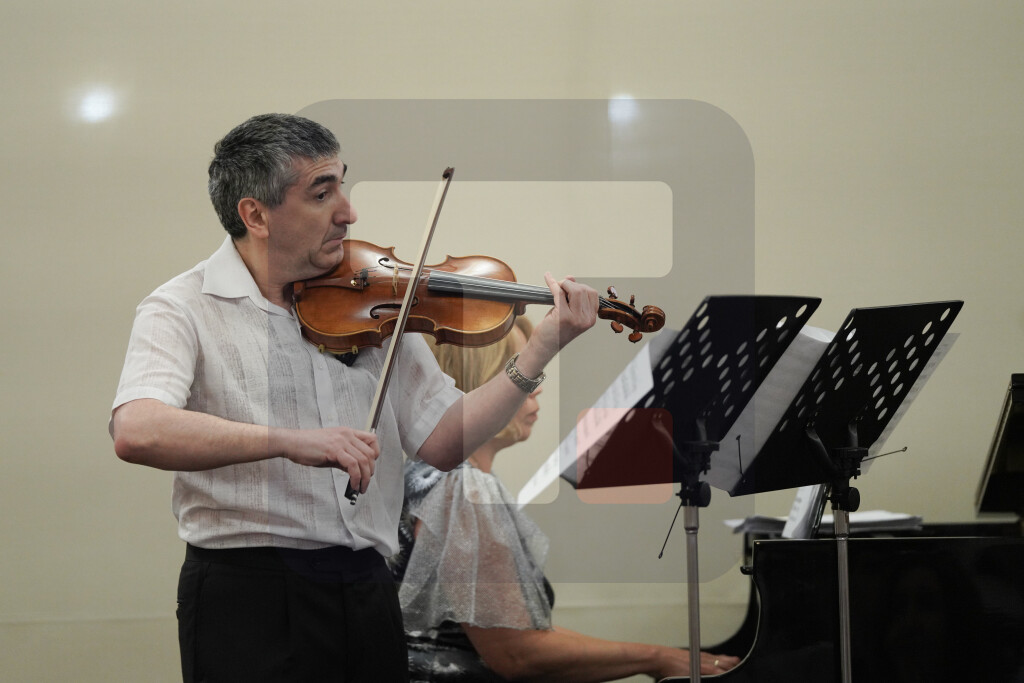 Koncert violiniste Olega Pohanovskog