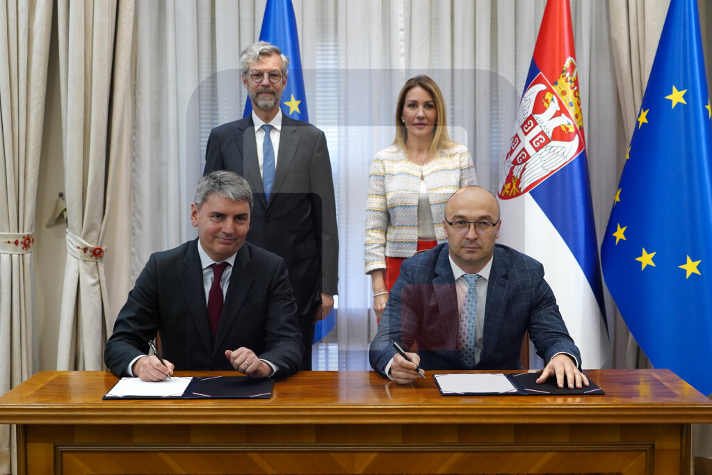 EIB i EDS potpisali ugovor za projekat Pametna brojila