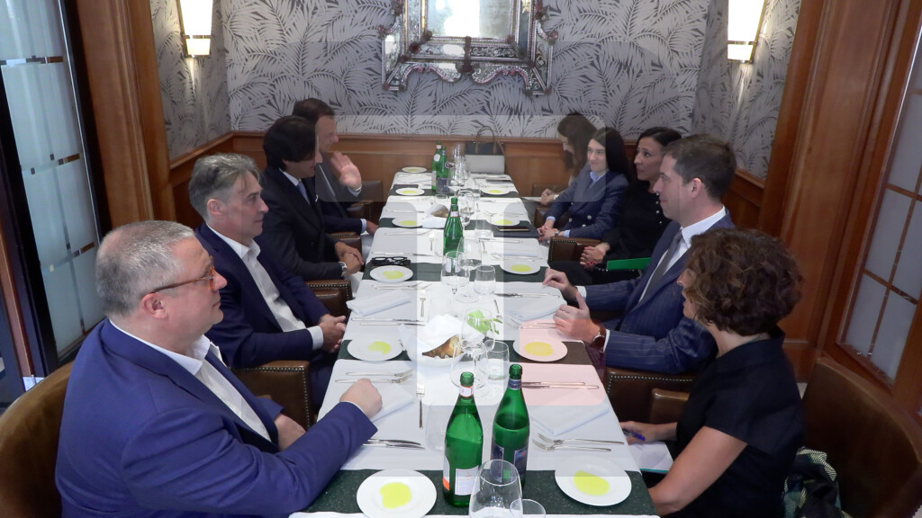 Đurić:Parlamentarna saradnja značajan kanal komunikacije Srbije i Italije