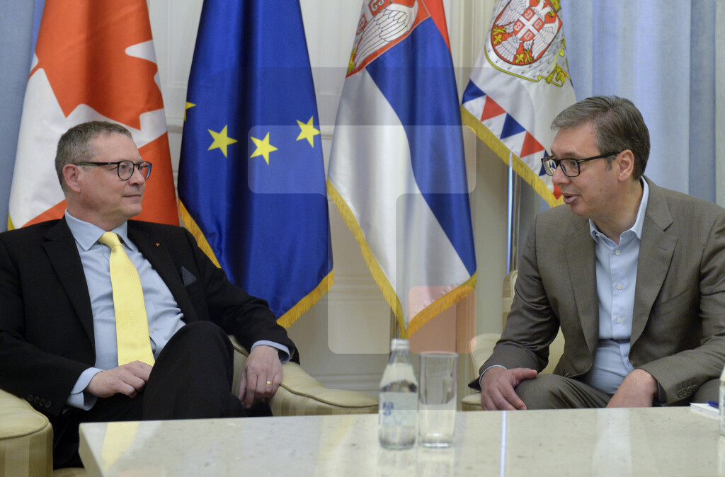 Vučić primio ambasadora Kanade u oproštajnu posetu