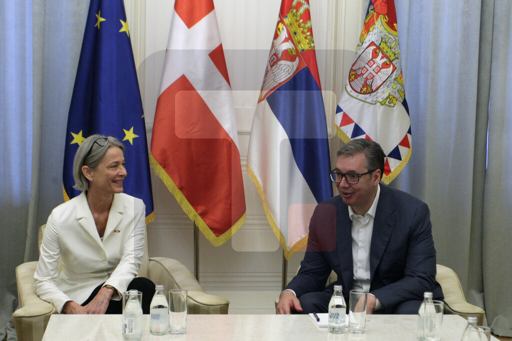 Predsednik Vučić primio ambasadorku Danske u oproštajnu posetu