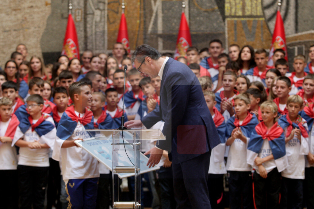 Vučić sa mladim sportistima: Beograd i Srbija su vaša kuća