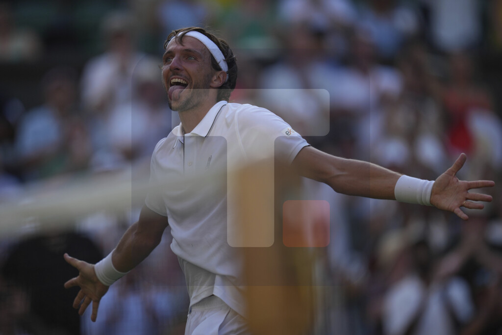 Nemački teniser Aleksander Zverev eliminisan na startu Vimbldona