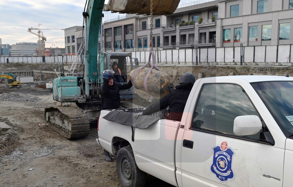 MUP: Avio-bomba iz Beograda uspešno transportovana na Pasuljanske livade