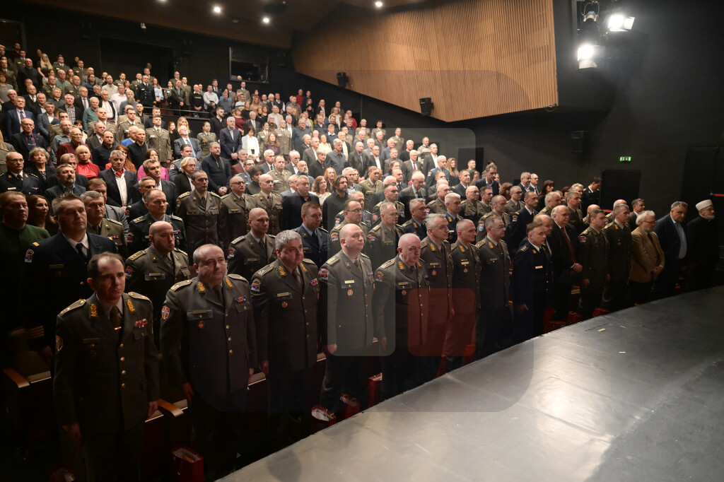 Vek i po Vojnogeografskog instituta