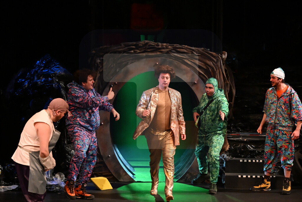 Premijera predstave "Kralj Ibi" U BDP-u.