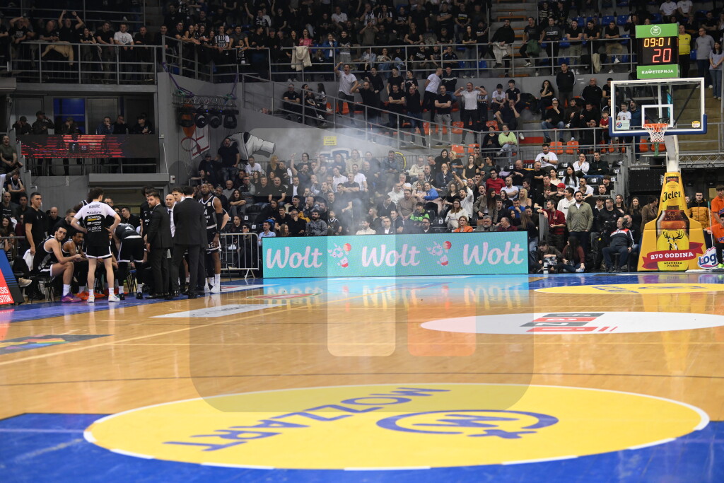 Prekinuto polufinale Kupa Radivoja Koraća između košarkaša Partizana i Mege