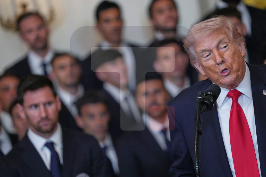 Tramp: Iran traži dogovor, ali je "malo zakasnio"