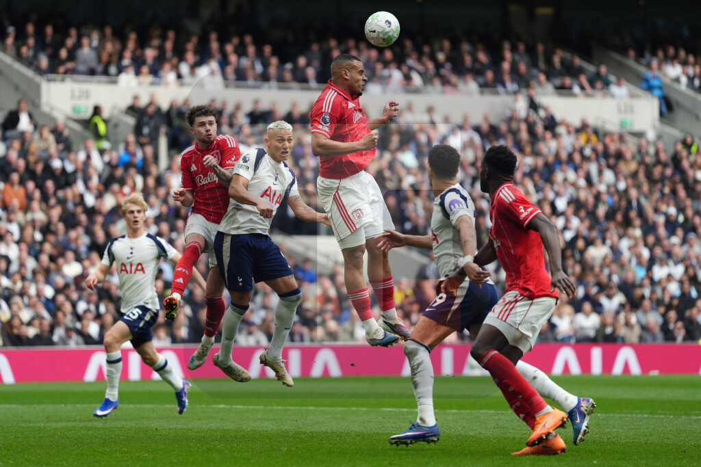Fudbaleri Notingem Foresta savladali Totenhem, Aston Vila nadigrala Vest Hem