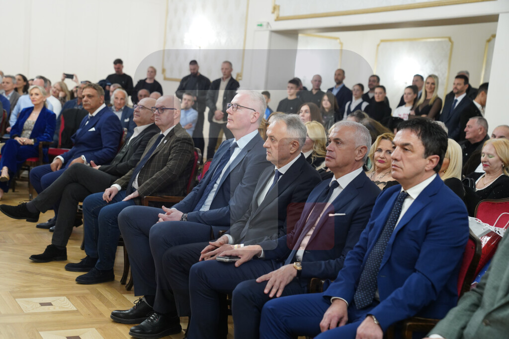 Održano "plavo-belo veče" povodom 70. rođendana OSD Beograd