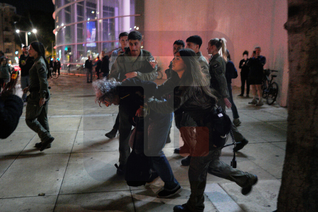 Izraelska policija uhapsila najmanje 18 ljudi tokom protesta zbog rata sa Iranom