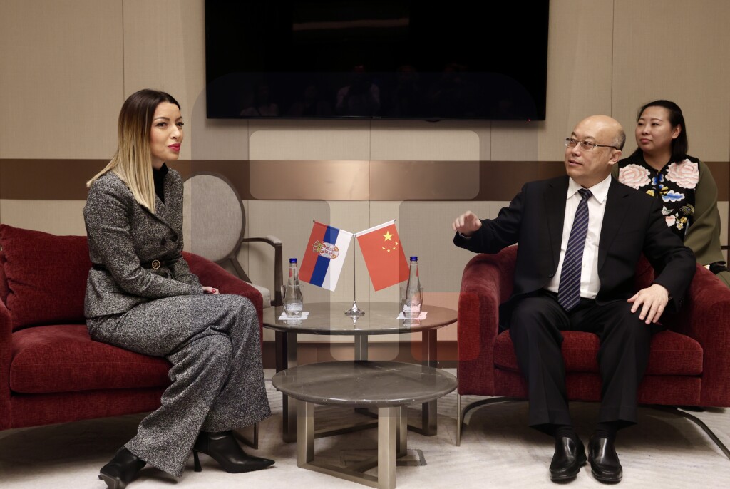 Mesarovićeva se sastala u BG sa guvernerom kineske provincije Hebej Vang Džengpuom