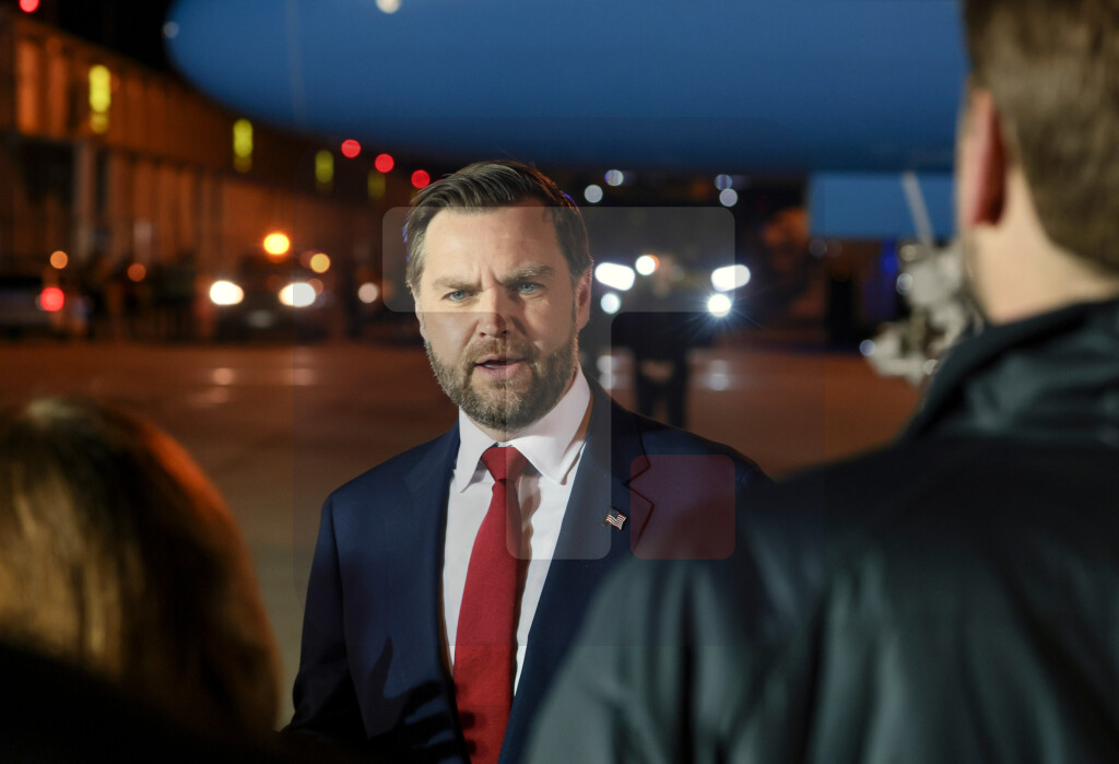 Vens iz Budimpešte kritikovao EU i izrazio podršku Orbanu