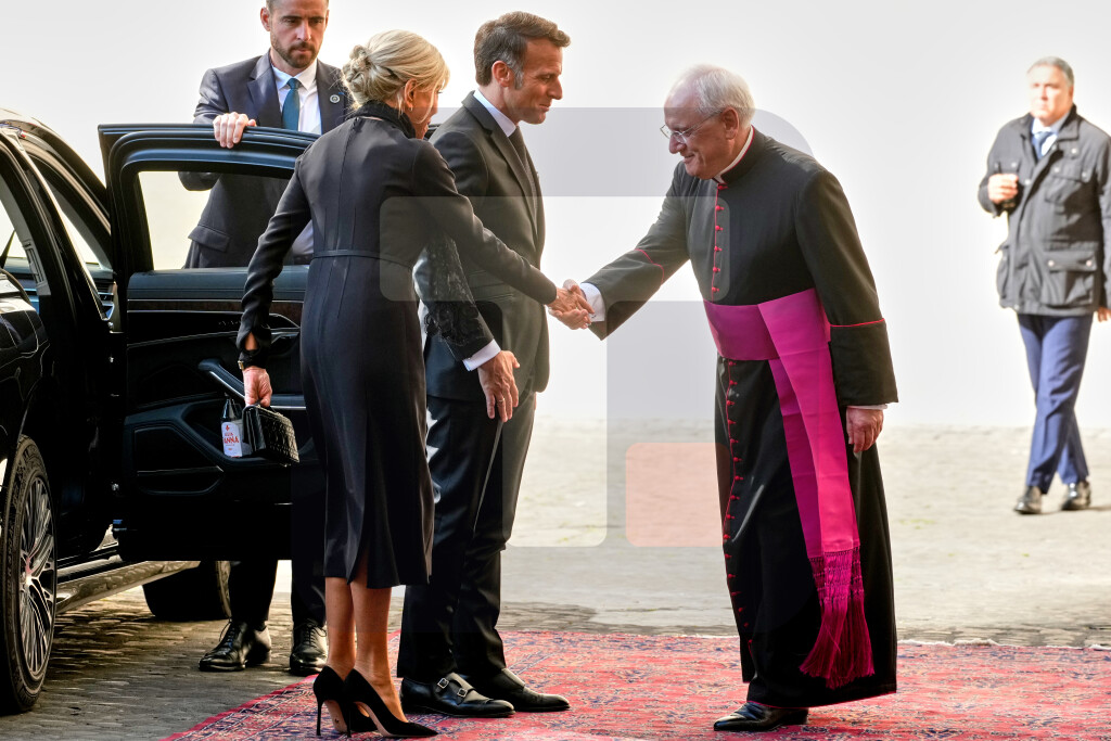 Makron u Vatikanu, sastao sa papom Lavom XIV