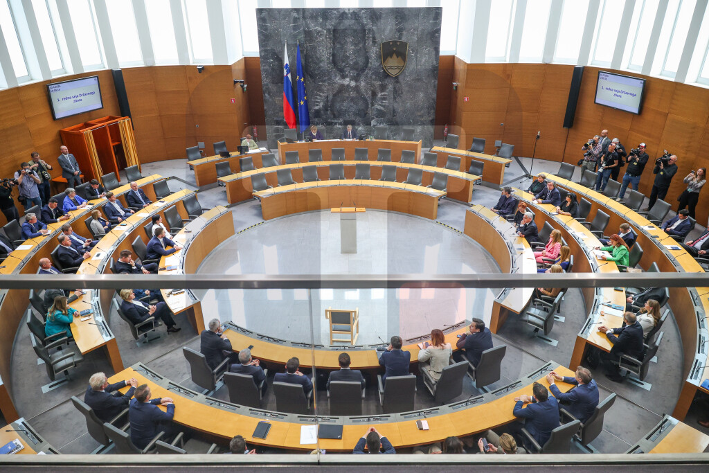 Konstituisan deseti saziv parlamenta Slovenije