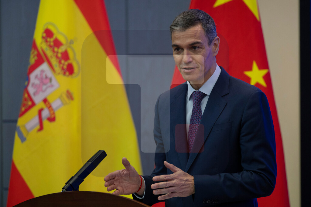 Sančez pozvao Kinu da se više angažuje u zaustavljanju globalnih sukoba