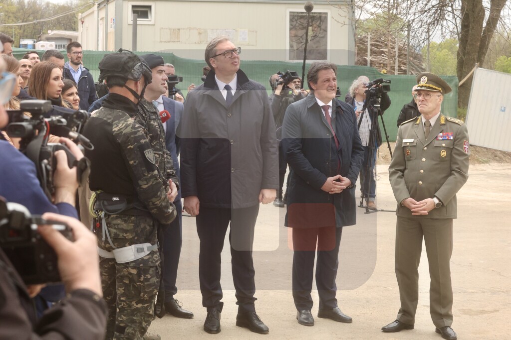 Predsednik Vučić prisustvovao prikazu sposobnosti pripadnika "Kobri"