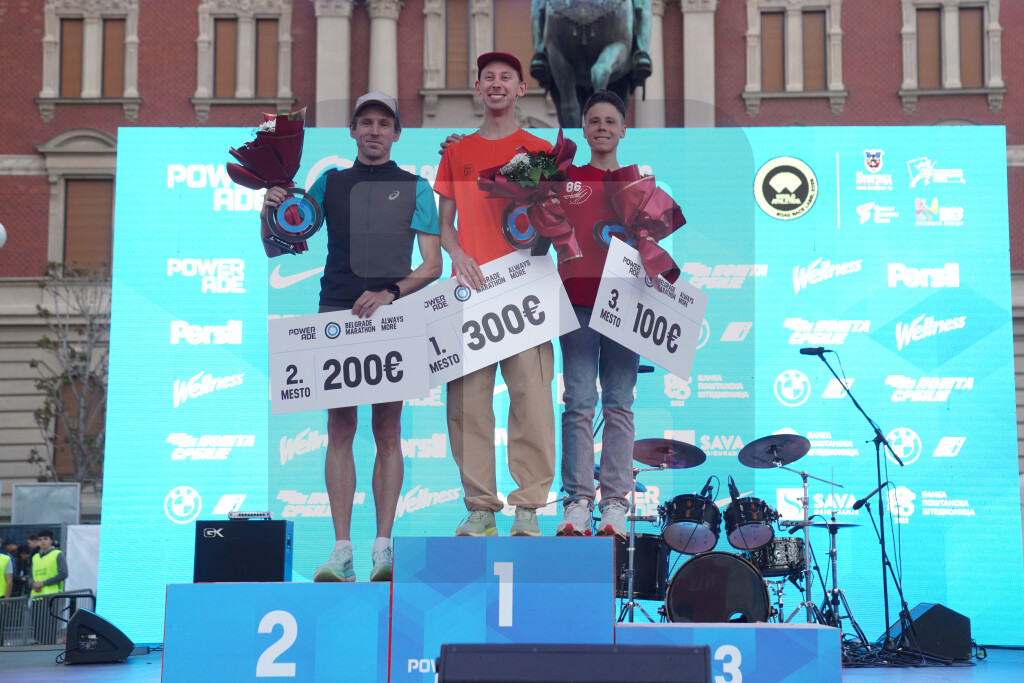 Održana trka na 10 km u okviru Beogradskog maratona,učestvovalo preko 5.000 takmičara