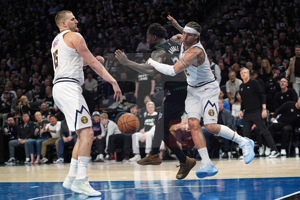 Košarkaši Minesote poveli 3:1 protiv Denvera, Jokić isključen na kraju meča