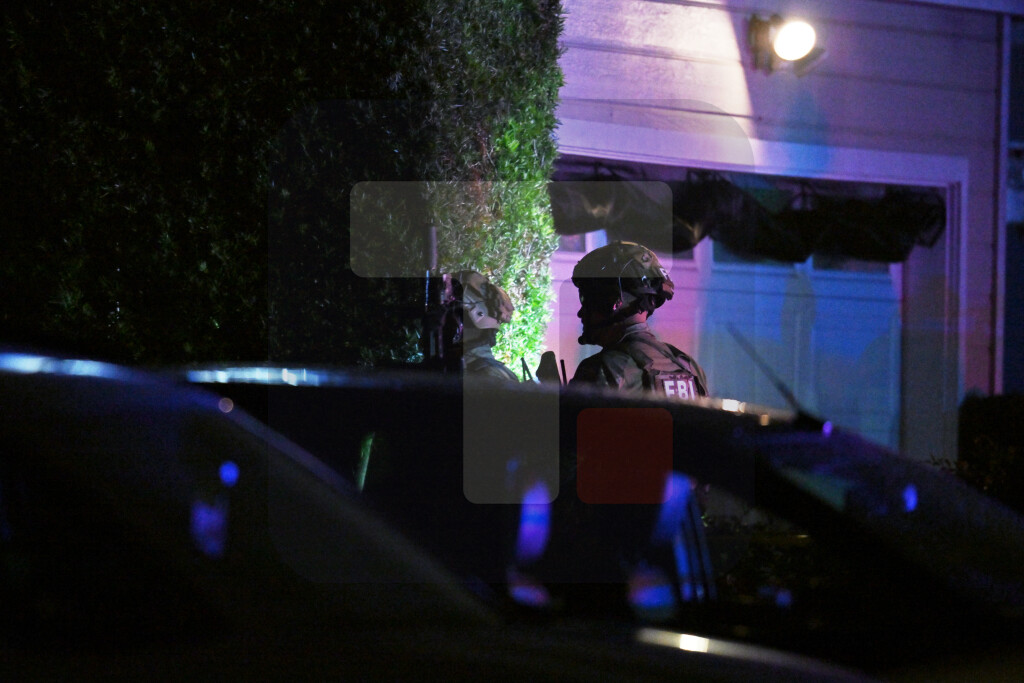 FBI pretresa kuću osumnjičenog za pucnjavu u hotelu u kojem je bio Tramp