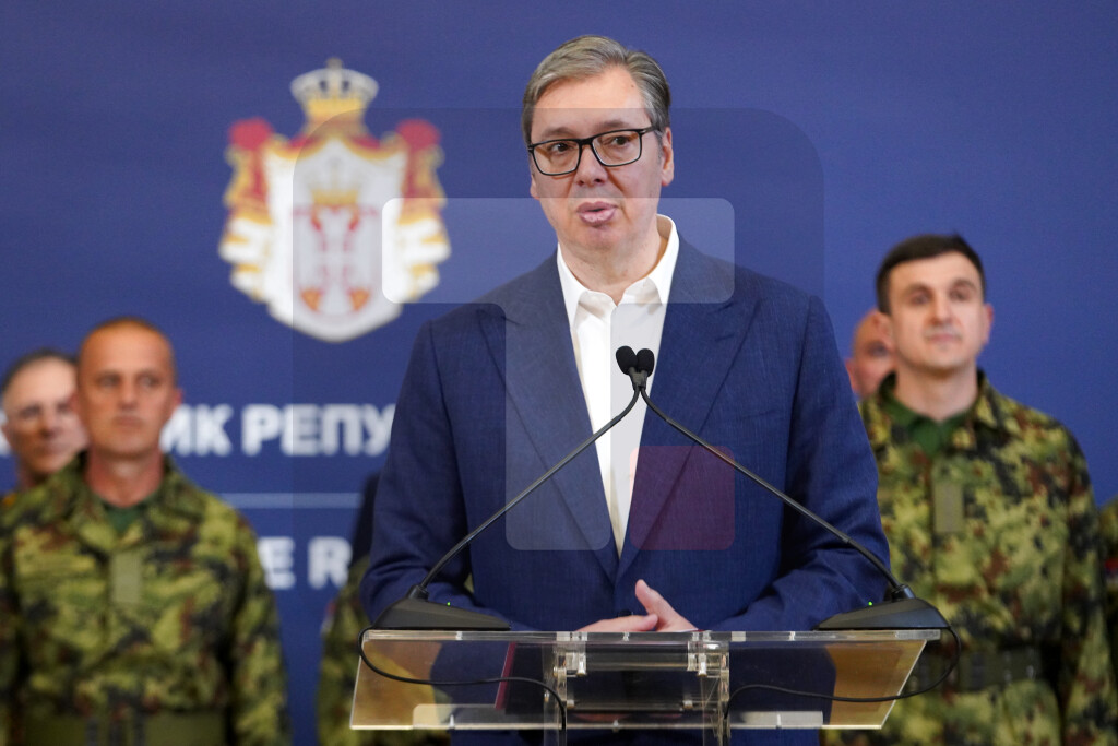 Vučić:Srpski vojnici pokazali kako se čuvaju međunarodno pravo i mir pri misiji UN
