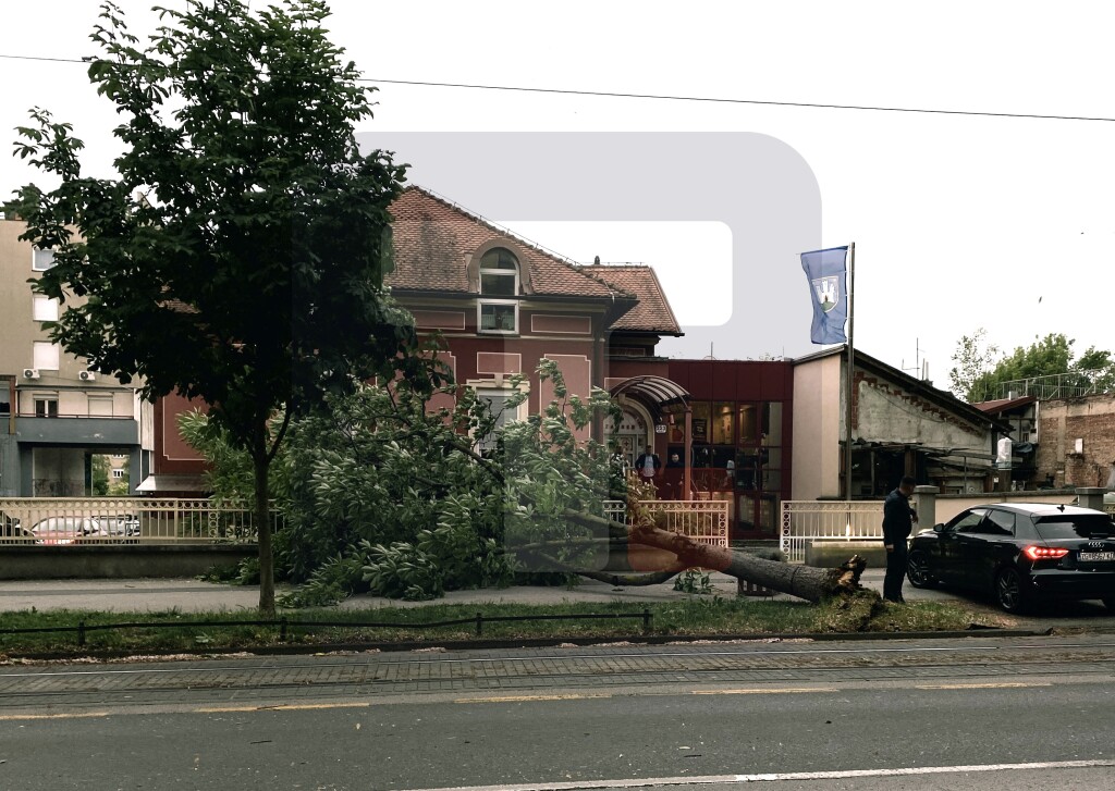 HR: Nevreme sa jaki vetrom, kišom i gradom stiglo do Zagreba