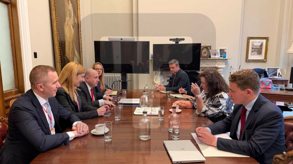 Jovanović i Kozarev sa Karen Pirs o jačanju saradnje i regionalnim pitanjima