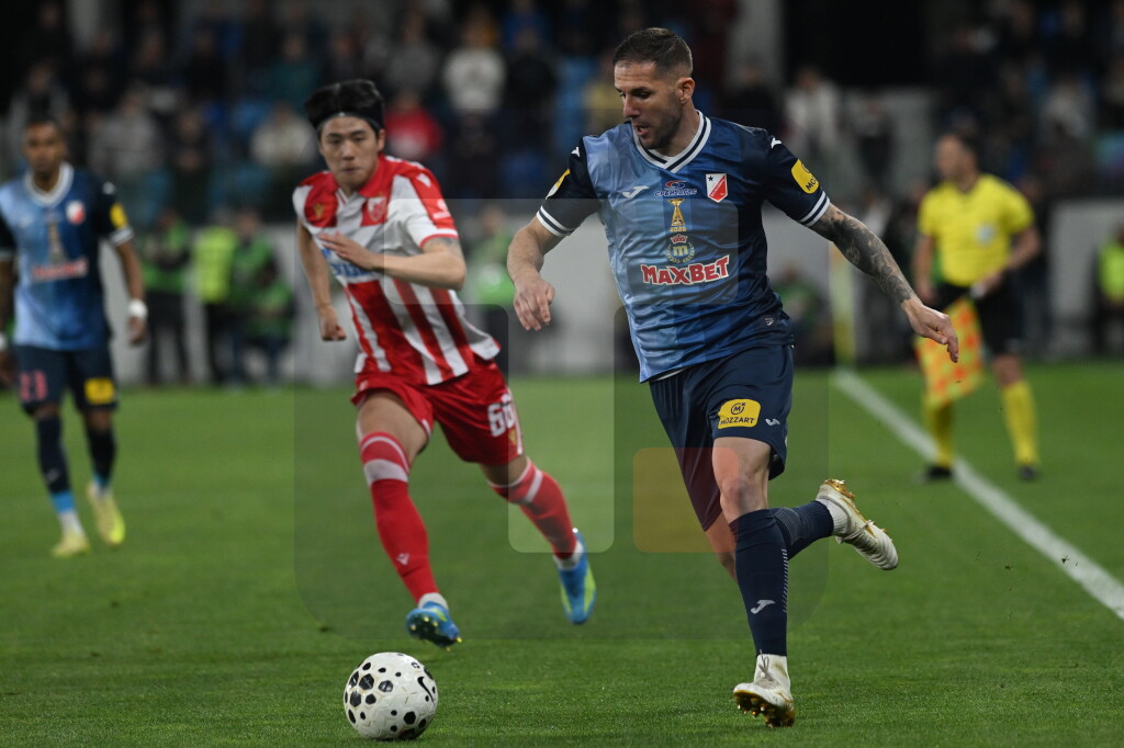Posle 30 minuta kašnjenja počelo finale Kupa Srbije između Crvene zvezde i Vojvodine