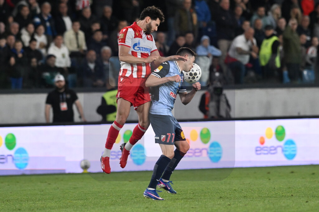 Fudbaleri Vojvodine vode 2:0 protiv Crvene zvezde na poluvremenu finala Kupa Srbije