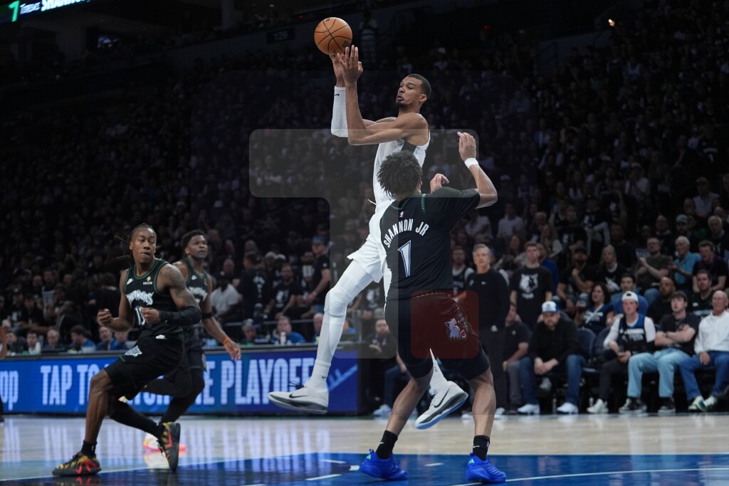 Košarkaši San Antonija u finalu Zapada NBA lige, Detroit izjednačio protiv Klivlenda