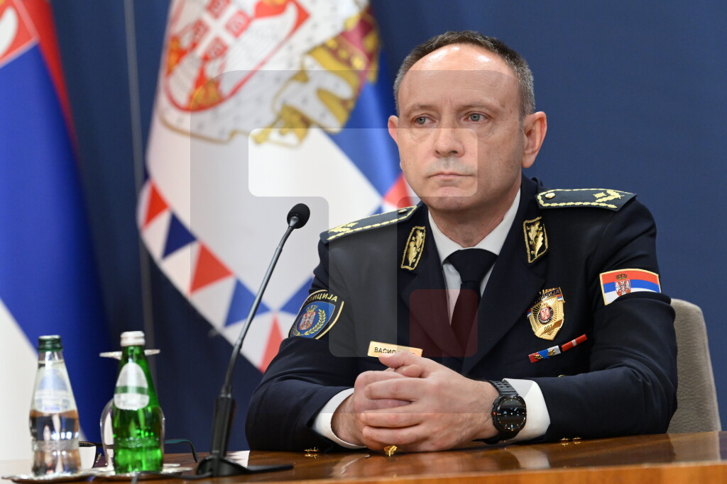 Vasiljević o Senjaku: Privedeno 10 lica, među njima 4 policajaca, zaštićenih nema