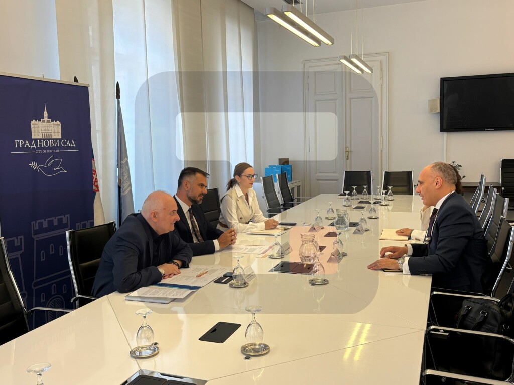 Mićin i ambasador Egipta razgovarali o unapređenju saradnje Novog Sada i Aleksandrije
