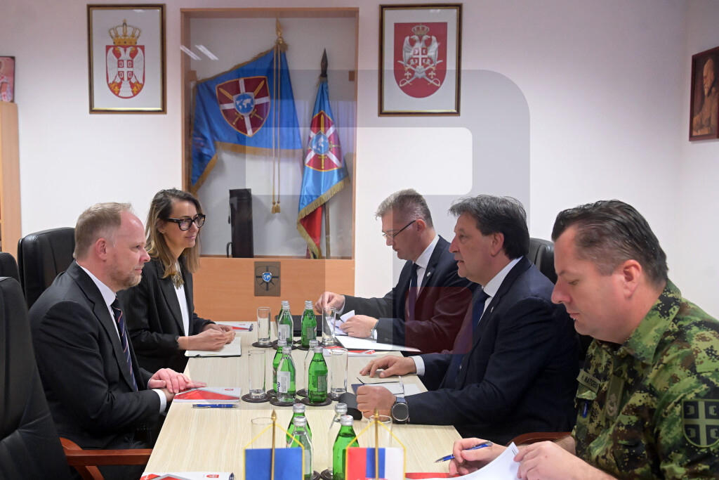 Gašić sa Hamiltonom:Srbija ostaje kredibilan partner i garant regionalne bezbednosti