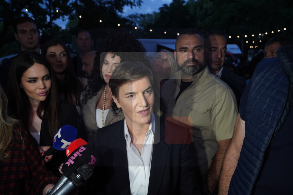 Brnabić: Došla sam da zahvalim ljudima koji su sačuvali mir i stabilnost