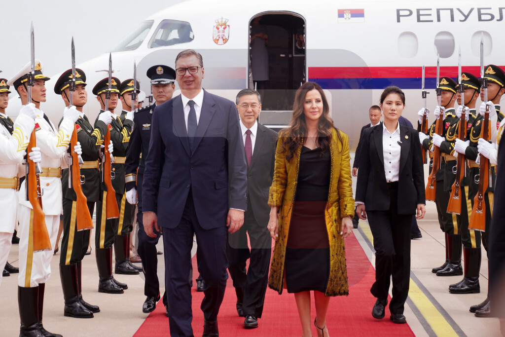Vučić stigao u Peking, počinje višednevna zvanična poseta NR Kini
