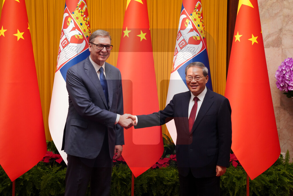 Vučić se sastao sa premijerom NR Kine Li Ćijangom u Pekingu