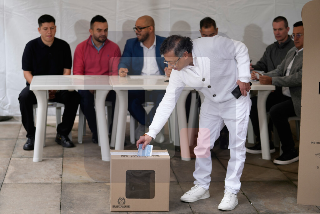 Otvorena biračka mesta u Kolumbiji, građani danas biraju novog predsednika