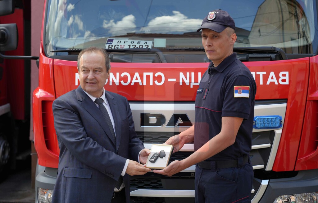 Dačić u Prokuplju najavio jačanje Sektora za vanredne situacije