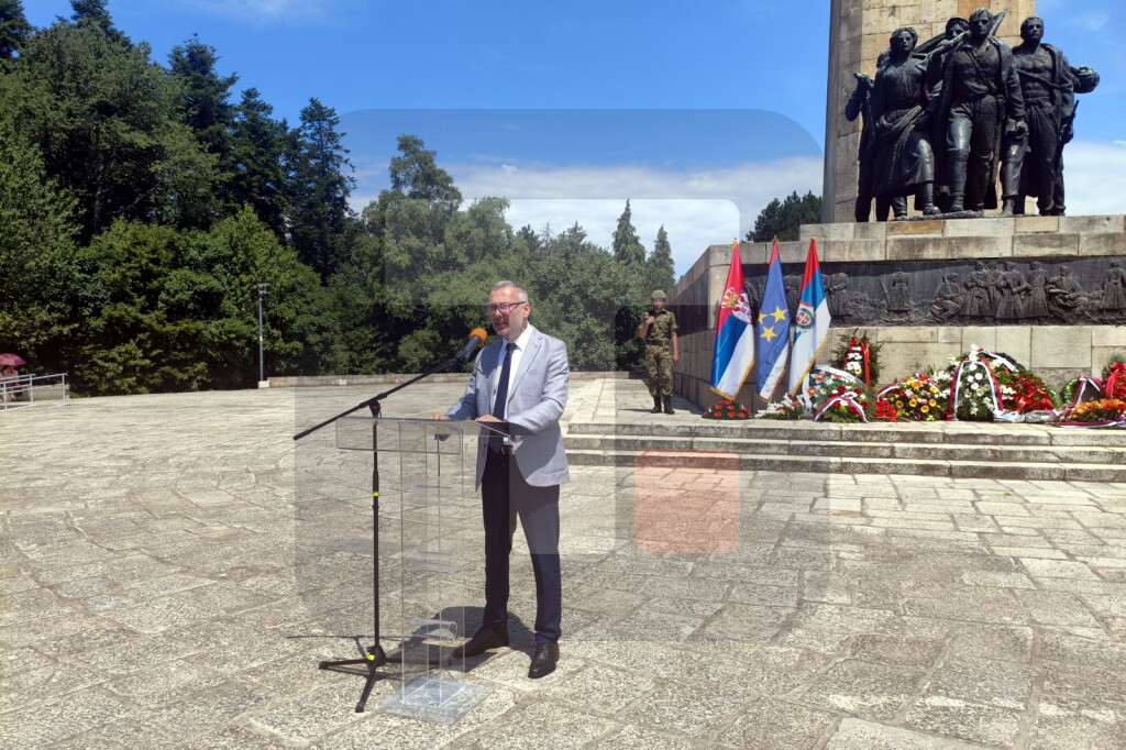 Na Iriškom vencu obeležena 85. godišnjica podizanja antifašističkog ustanka